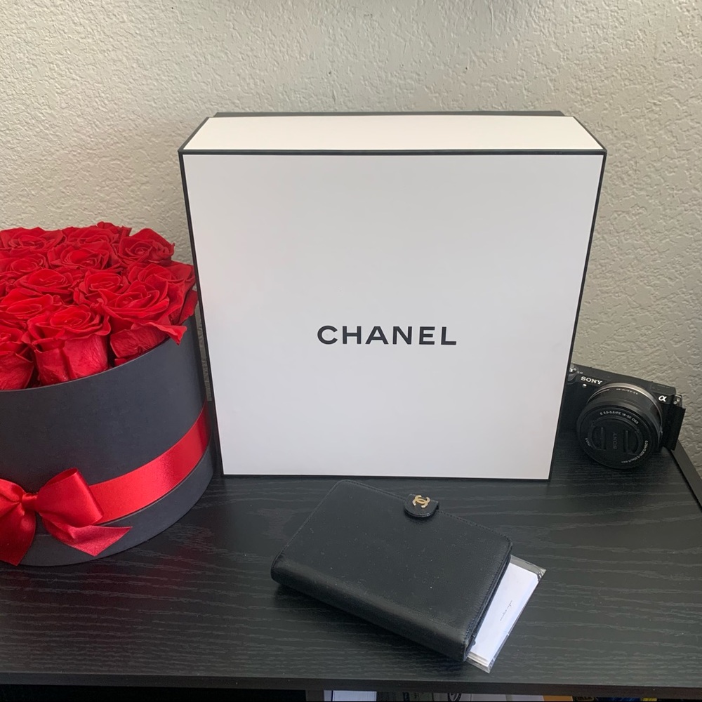 Chanel Empty White Gift Box